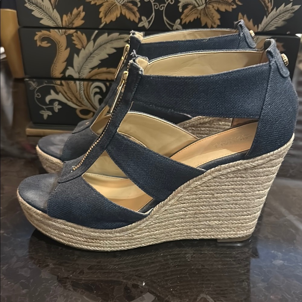 Stylish Navy Wedge Sandals